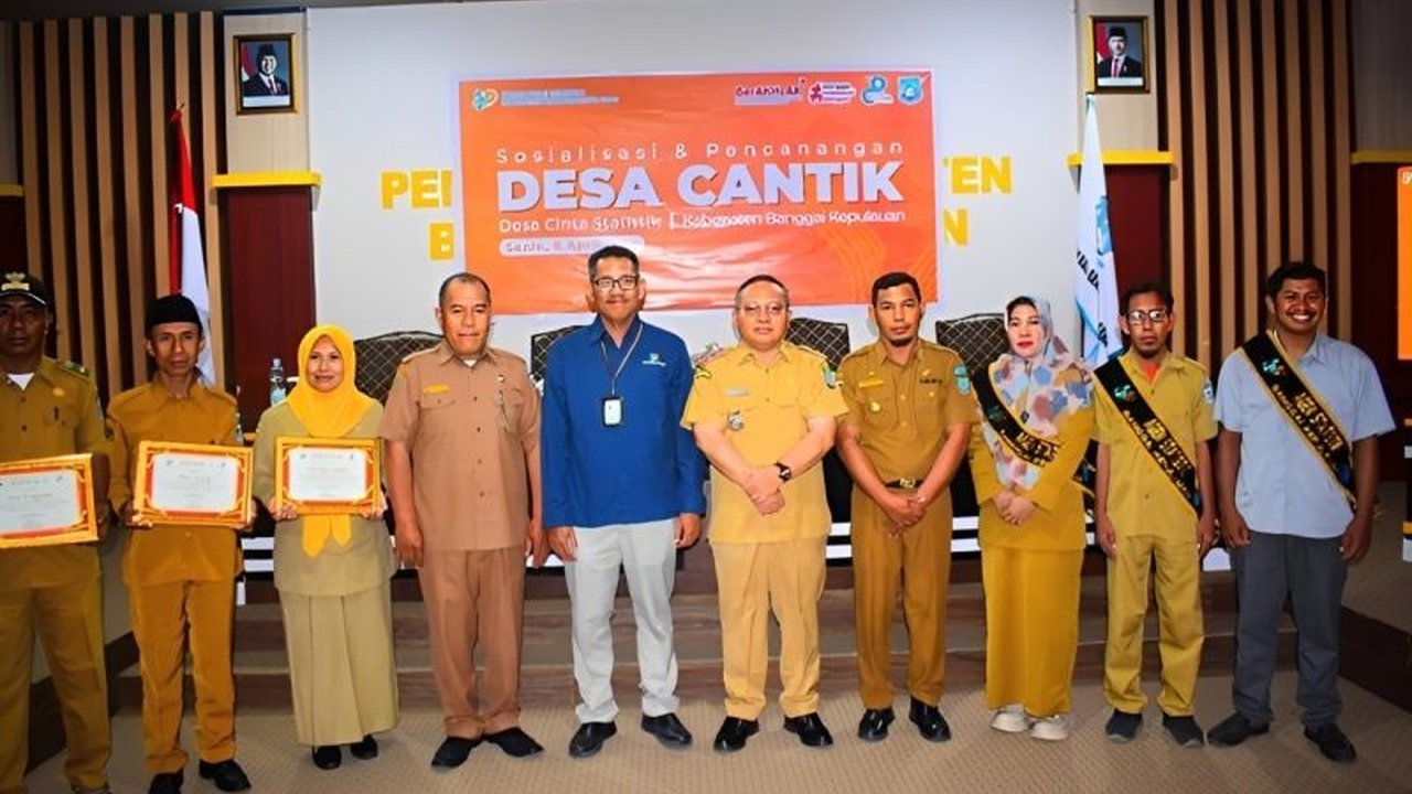 BPS Banggai Kepulauan canangkan Program Desa Cantik 2026, bertujuan meningkatkan kesadaran dan kapasitas aparatur desa dalam mengelola data statistik demi pembangunan yang tepat sasaran.