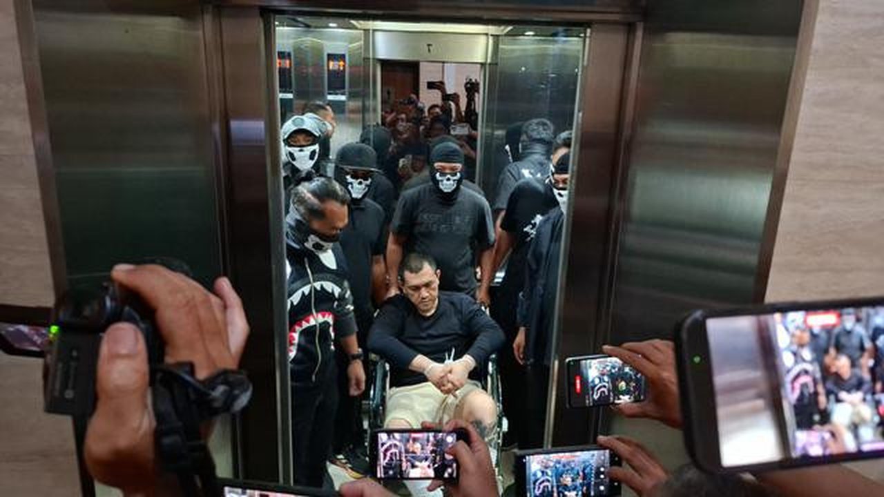 Polisi berhasil menangkap Andre Fernando alias Charlie alias The Doctor dalam jaringan narkoba Erwin Iskandar alias Koko Erwin (Liputan6.com/Rifqy Alief Abiyya)