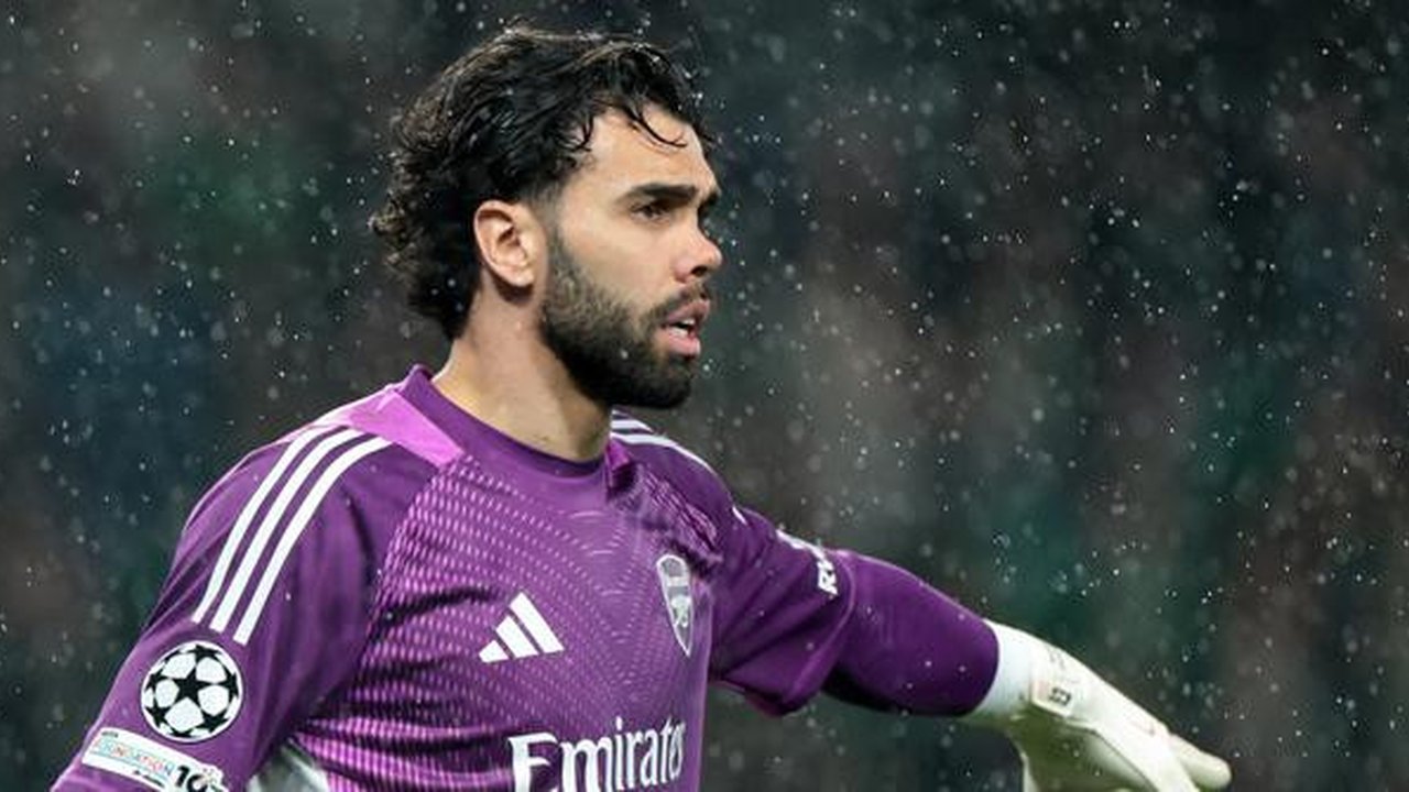 Kiper Arsenal David Raya pada pertandingan leg 1 perempat final Liga Champions 2025/2026 melawan Sporting, (PATRICIA DE MELO MOREIRA / AFP)