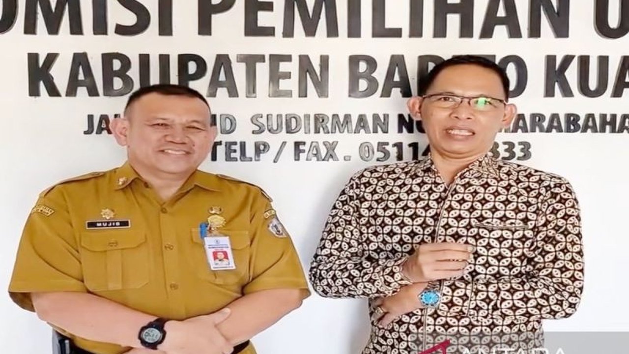 Pemerintah Kabupaten Barito Kuala (Batola) memperkuat sinergi dengan KPU dan Bawaslu setempat untuk Pilkades serentak 2026 di 25 desa, memastikan pemilihan berjalan jujur dan adil.