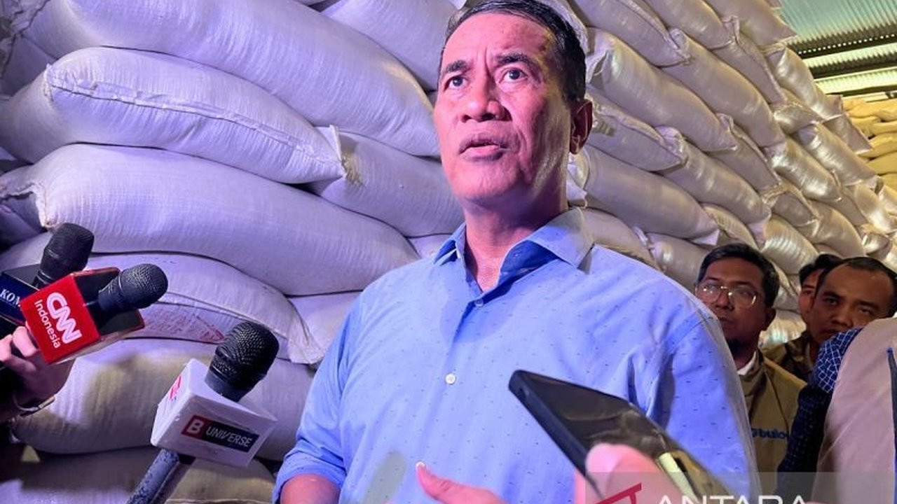 Pemerintah melalui instruksi presiden menetapkan Harga Pembelian Pemerintah (HPP) gabah petani bertahan di angka Rp6.500 per kilogram. Kebijakan ini bertujuan untuk menjaga stabilitas harga, meningkatkan kesejahteraan petani, dan memperkuat cadangan beras