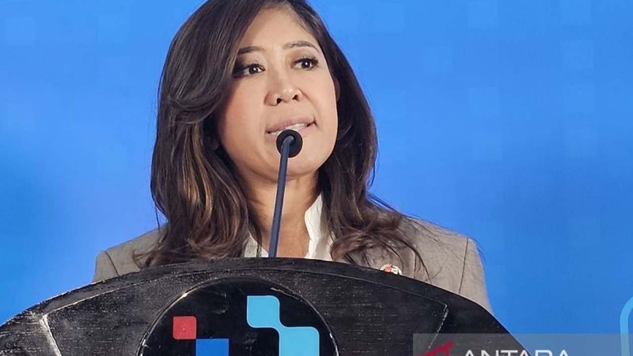Komdigi resmi memulai lelang frekuensi 700 MHz dan 2,6 GHz pada tahun 2026. Langkah strategis lelang frekuensi Kemkomdigi ini diharapkan mampu memperluas jangkauan layanan 4G dan 5G ke seluruh pelosok negeri, memastikan akses internet merata bagi masyarak