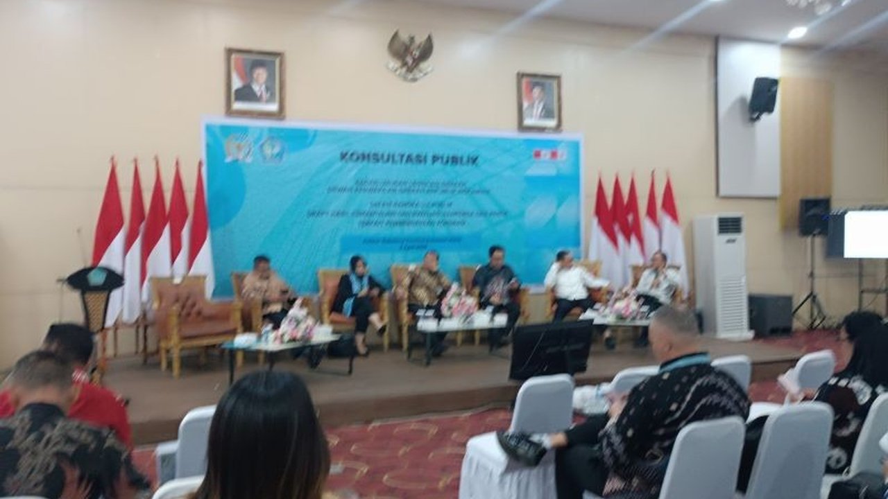 DPD RI melalui BULD menyoroti perlunya Penyelarasan Regulasi Koperasi antara pemerintah pusat dan daerah guna mengatasi tumpang tindih dan kebingungan hukum yang menghambat pengembangan koperasi.