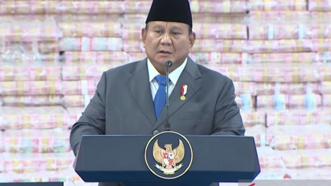Presiden Prabowo Subianto menegaskan bahwa setiap tindakan intimidasi terhadap Satgas PKH sama dengan menghambat Kepala Negara, sekaligus menunjukkan komitmennya untuk melindungi petugas dan menyelamatkan kekayaan negara yang mencapai triliunan rupiah.