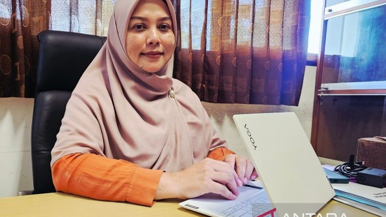 Pemerintah Kabupaten Natuna mengajak orang tua aktif mengawasi penggunaan perangkat digital oleh anak demi mendukung efektivitas penerapan Peraturan Pemerintah (PP) Tunas, menciptakan ruang digital aman bagi anak. Pengawasan Orang Tua PP Tunas sangat krus