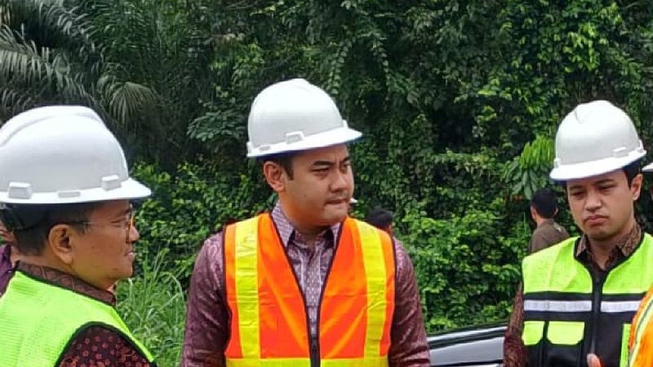 Badan Pengelola Investasi Danantara memastikan dukungan penuh untuk proyek PSEL Kota Jambi yang akan segera dilelang. Proyek vital ini ditargetkan beroperasi penuh pada 2028, menjadi solusi darurat sampah.