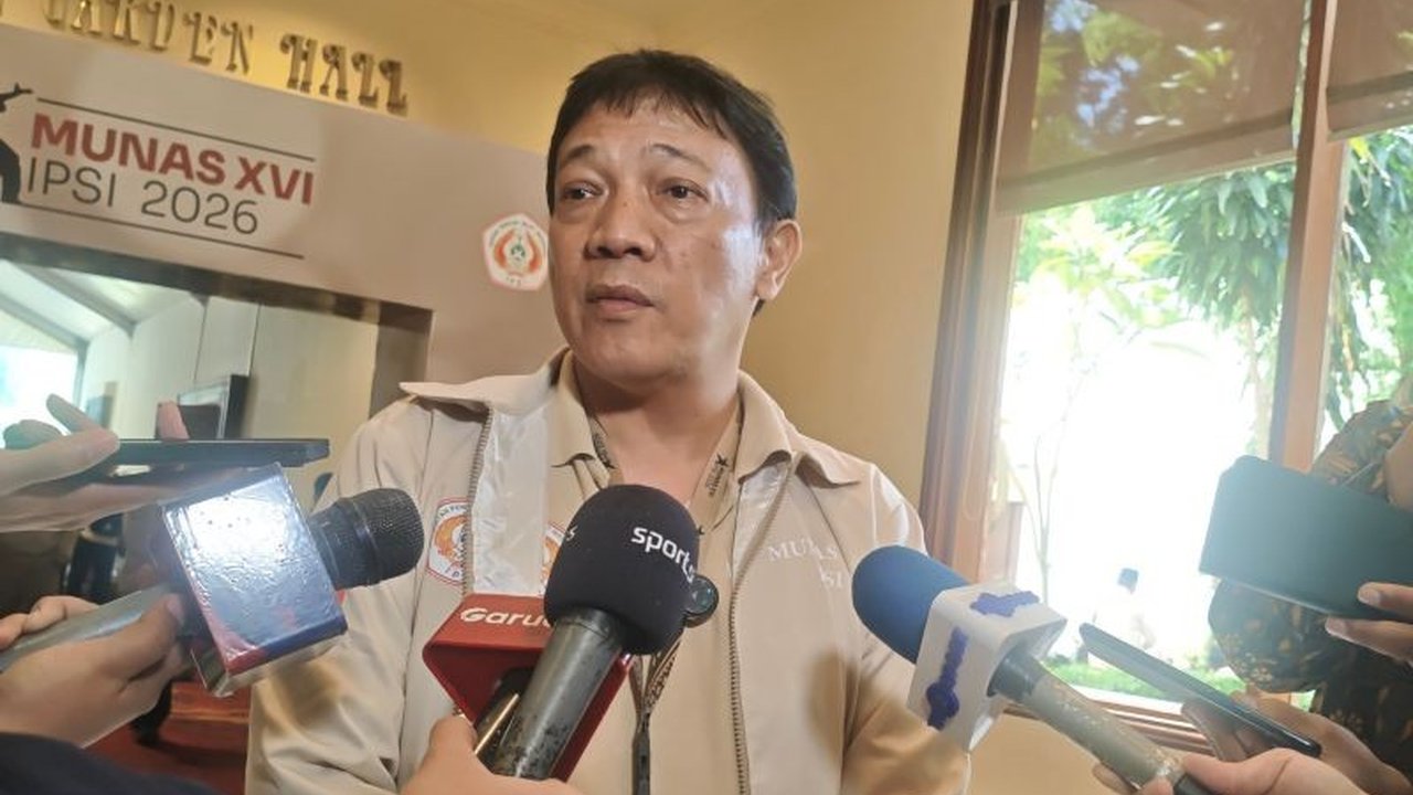 Mayoritas anggota Pengurus Besar Ikatan Pencak Silat Indonesia (PB IPSI) menyuarakan keinginan agar Prabowo Subianto kembali memimpin sebagai Ketua Umum. Akankah RI 1 bersedia melanjutkan kepemimpinannya di tengah kesibukan sebagai Presiden?
