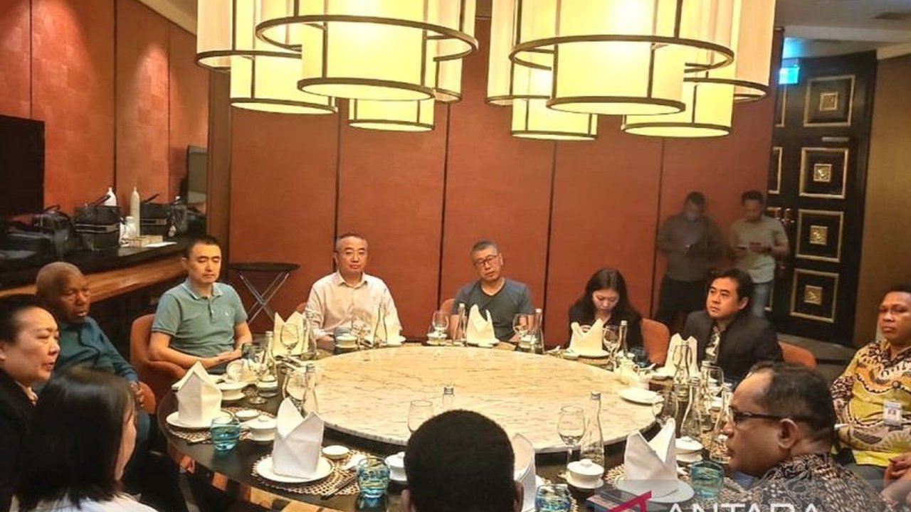 Pemerintah Provinsi Papua Barat aktif mencari Investasi China untuk mempercepat peningkatan Bandara Rendani di Manokwari, demi mendorong konektivitas dan pertumbuhan ekonomi daerah.