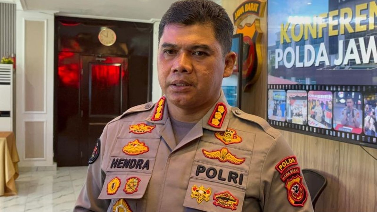 Polda Jawa Barat telah melimpahkan berkas perkara kasus cek kosong senilai Rp2 miliar ke Kejaksaan Tinggi Jawa Barat, menandai babak baru dalam penanganan kasus dugaan penipuan ini.
