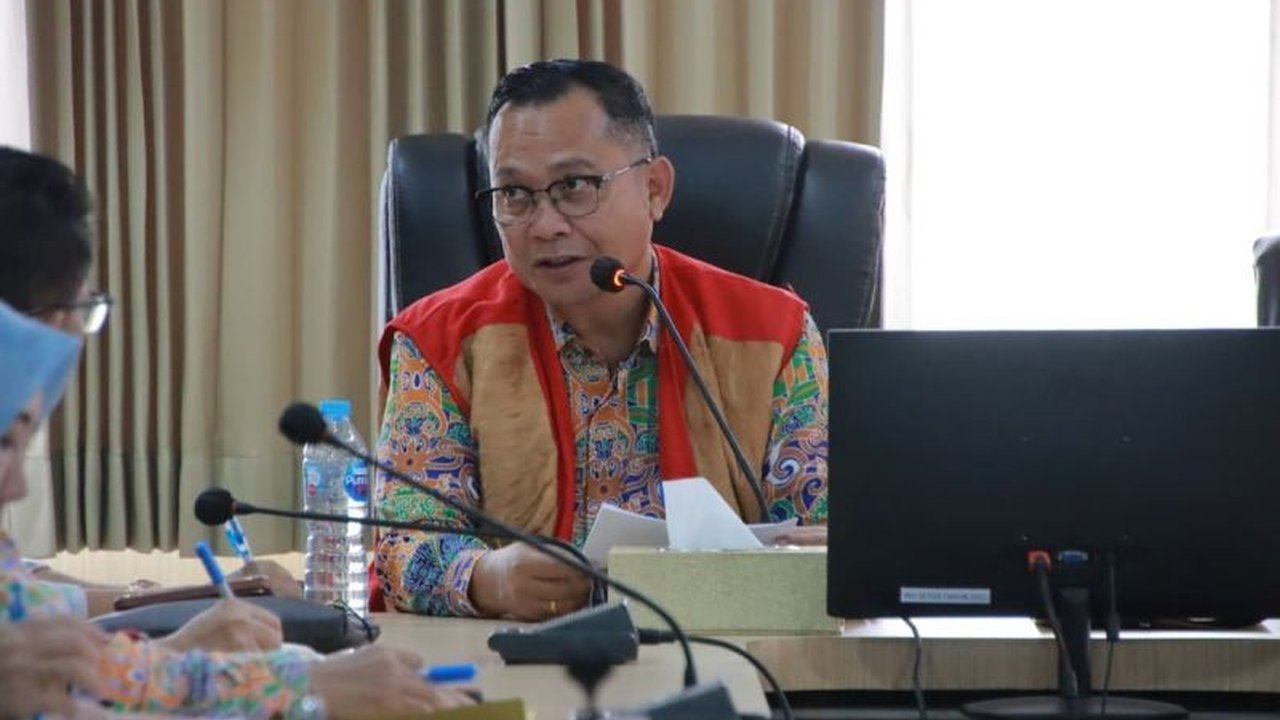 Pemerintah Kabupaten Bengkayang melalui Satgas MBG tidak akan toleransi terhadap Satuan Pelayanan Pemenuhan Gizi (SPPG) yang abai standar IPAL dan SLHS, menegaskan **sanksi SPPG Bengkayang** demi kualitas layanan dan kesehatan masyarakat.