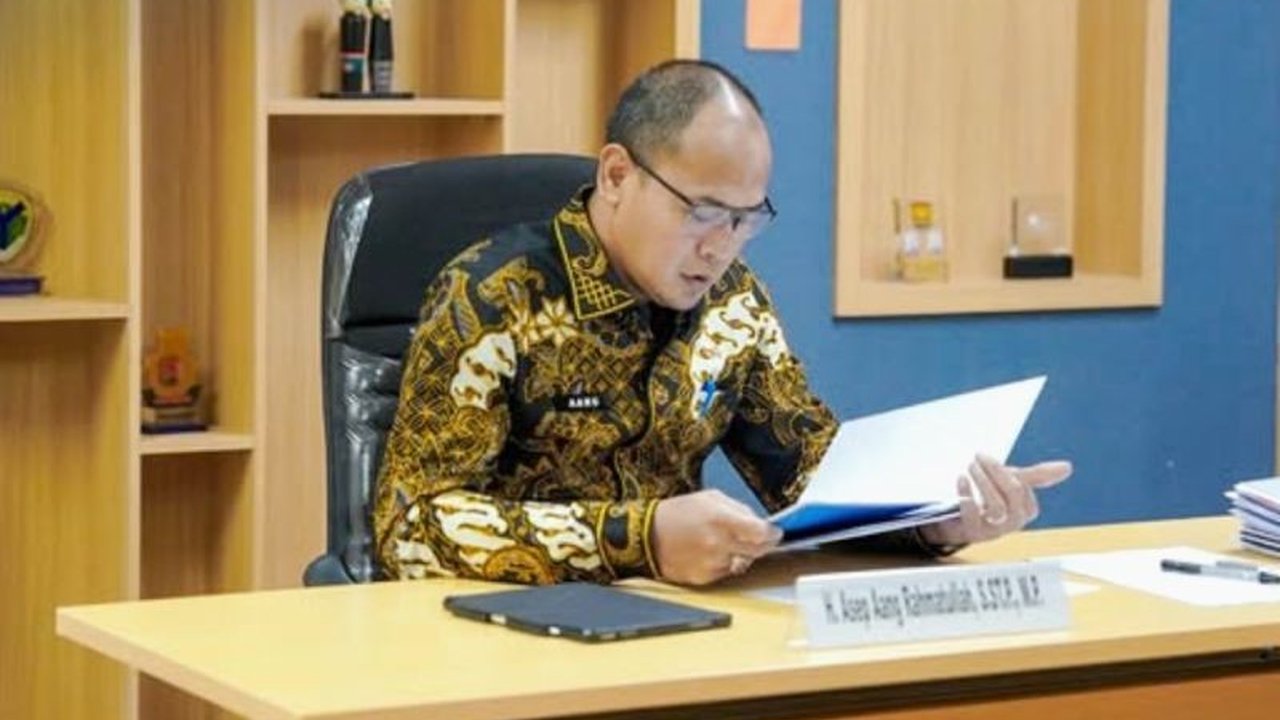Panitia Seleksi kembali membuka Seleksi Dirut Petrogas Karawang setelah uji kompetensi hanya meloloskan satu calon, memastikan tata kelola BUMD yang profesional dan berintegritas.