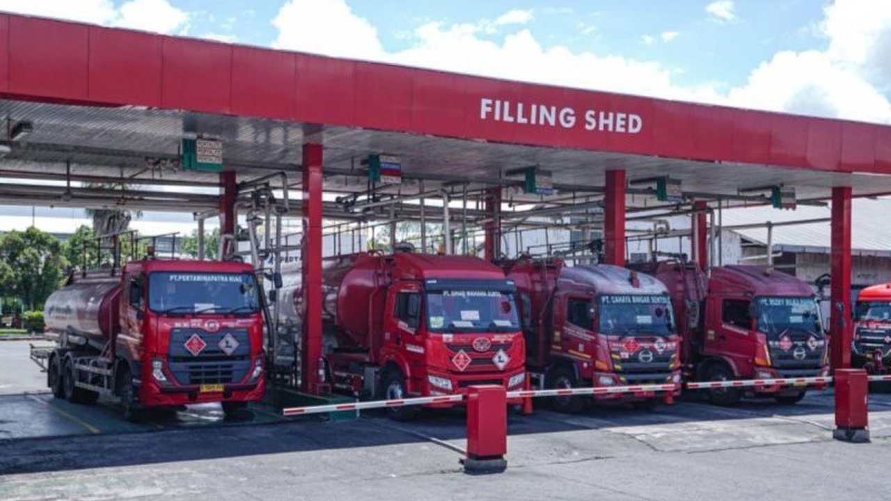 Pemerintah Indonesia mengambil langkah strategis untuk memperkuat Ketahanan Energi Nasional dengan memperluas sumber pasokan global dan mengoptimalkan produksi dalam negeri di tengah potensi gangguan distribusi dan gejolak harga minyak.