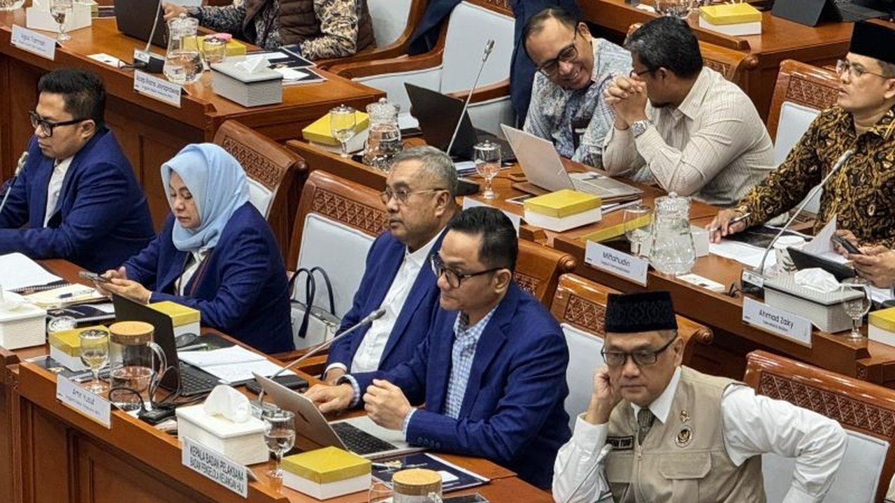 Badan Pengelola Keuangan Haji (BPKH) telah merealisasikan transfer dana Biaya Penyelenggaraan Ibadah Haji (BPIH) 2026 sebesar Rp12,92 triliun, memastikan kesiapan BPKH Transfer Dana BPIH untuk kelancaran ibadah haji tahun ini.
