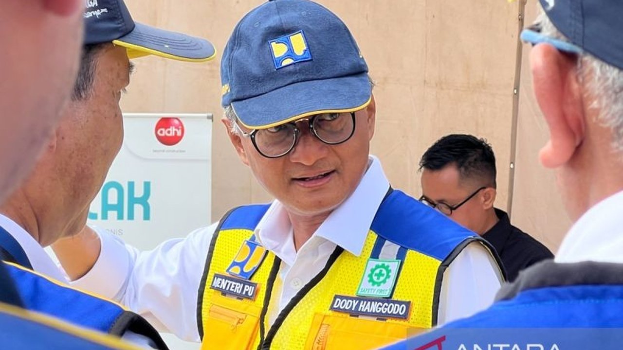 Menteri Pekerjaan Umum Dody Hanggodo menegaskan komitmennya untuk menjaga transparansi dan akuntabilitas APBN Kementerian PU, di tengah isu penggeledahan oleh Kejati DKI Jakarta, demi kepercayaan publik.