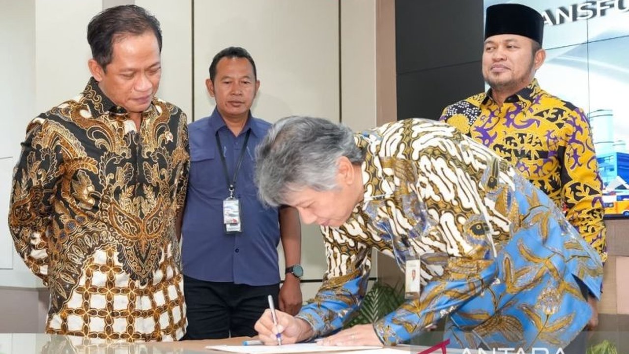 Otorita IKN berkolaborasi dengan daerah penyangga untuk mewujudkan IKN Kelola Sampah Jadi Energi. Inisiatif PSEL ini akan mengubah masalah lingkungan menjadi sumber daya bernilai dan berkelanjutan.