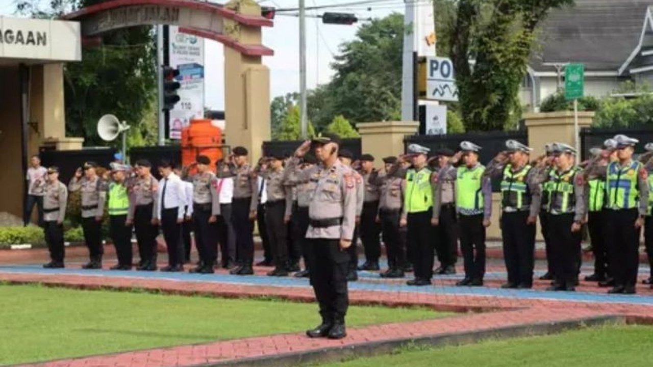 Kabupaten Maros memperketat Pengamanan MTQ ke-34 Sulsel di Maros untuk menjamin kelancaran dan kondusifitas ajang kompetisi membaca Al-Qur’an terbesar di tingkat provinsi tersebut.
