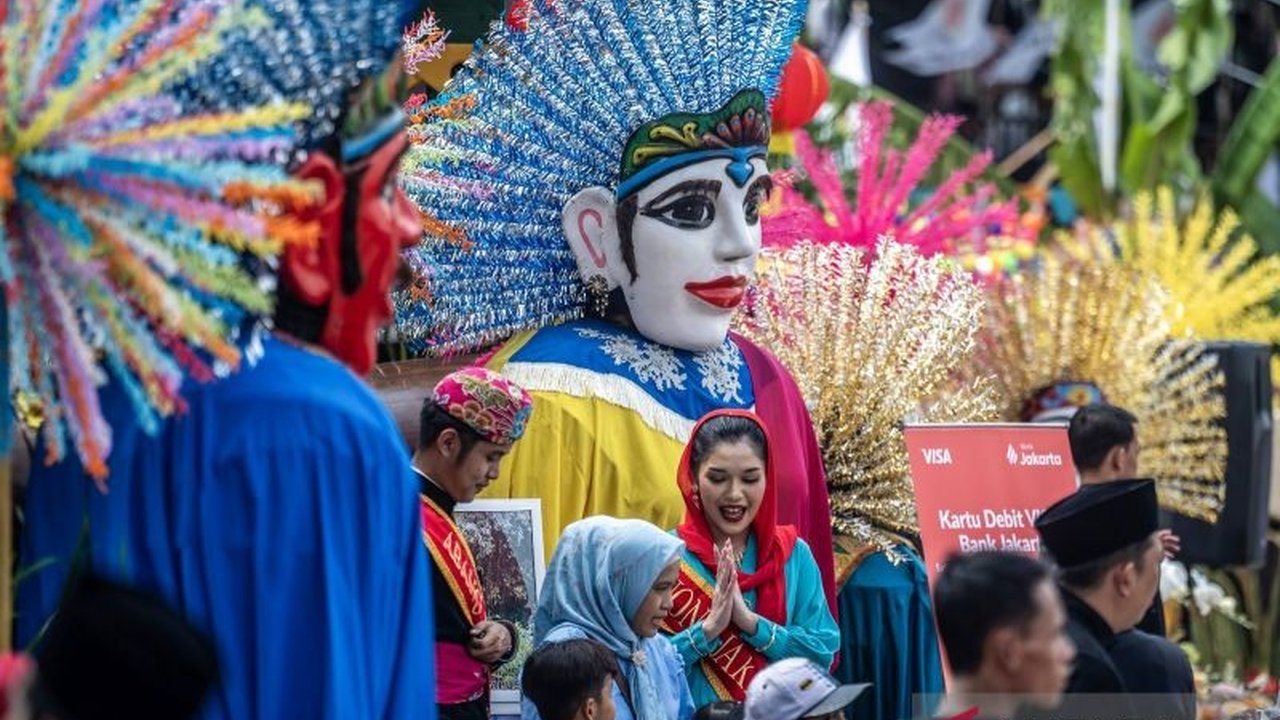 Sejumlah Berita Jakarta Terkini sepekan terakhir menarik perhatian, mulai dari kontroversi penggunaan AI di JAKI, integrasi CCTV, gangguan MRT, hingga persiapan Lebaran Betawi 2026.