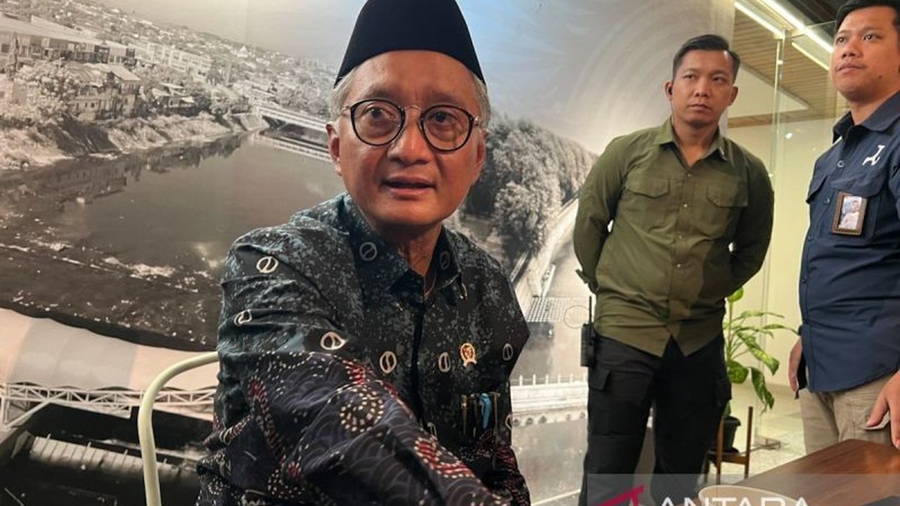 Hadapi ancaman kemarau ekstrem akibat El Nino, Kementerian Pekerjaan Umum menyiapkan ratusan unit pompa air pertanian dan jaringan irigasi tersier untuk optimalkan distribusi air ke sawah.