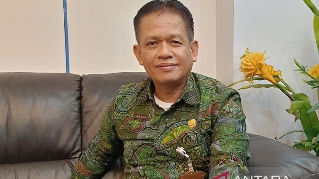 Dinas Pendidikan dan Kebudayaan Kalimantan Timur (Disdikbud Kaltim) fokus pada pengembangan sarana pendidikan di daerah 3T hingga 2027, bertujuan meningkatkan kualitas dan pemerataan akses pendidikan, khususnya melalui pembangunan fasilitas baru dan asram