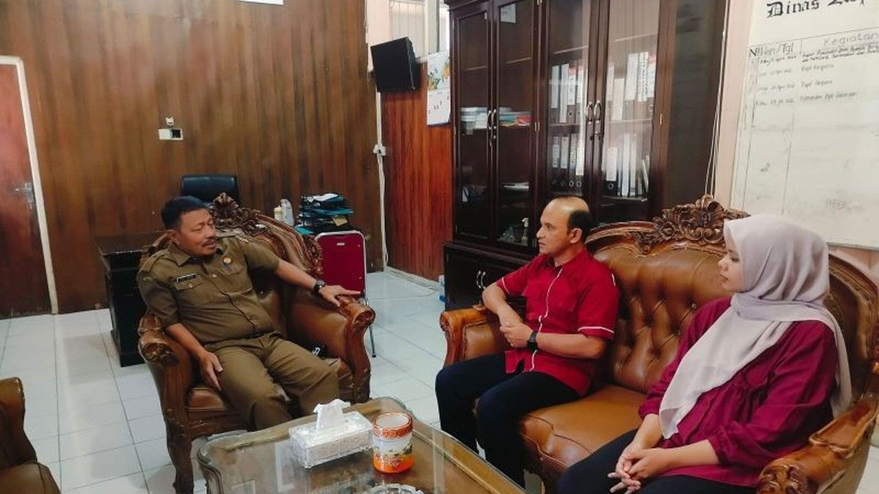 Pemerintah Kabupaten Agam memperkuat sinergi dengan rumah sakit dan puskesmas untuk mempermudah penerbitan Layanan Adminduk Agam, termasuk akta kelahiran dan kartu keluarga bagi bayi yang baru lahir, menjamin warga langsung membawa dokumen saat pulang.