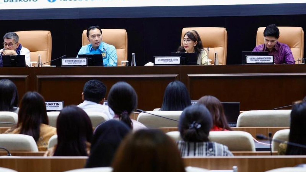 Wakil Ketua MPR RI Edhie Baskoro Yudhoyono (Ibas) menekankan pentingnya Sinergi Lembaga Mahasiswa Hadapi Tantangan Hukum yang semakin kompleks, terutama di era digital dan globalisasi, demi kesejahteraan rakyat.