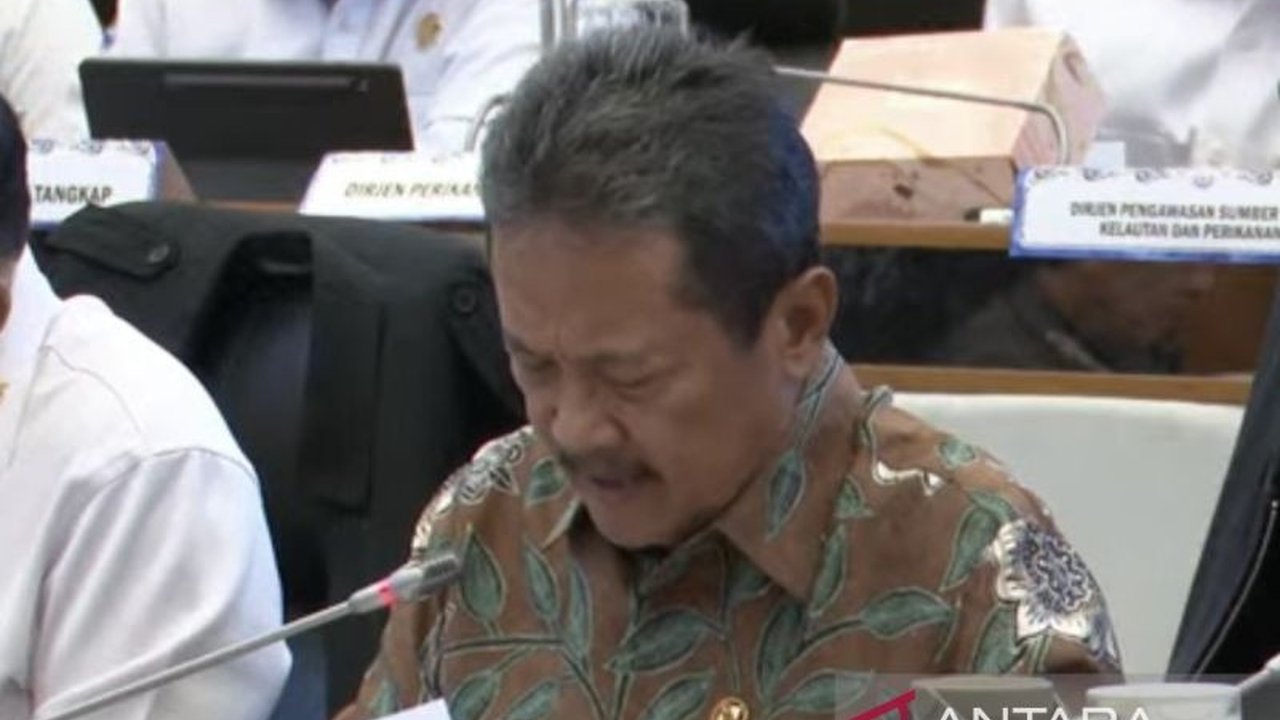 Kementerian Kelautan dan Perikanan (KKP) mempercepat inisiatif Harga Karbon Sektor Kelautan atau Nilai Ekonomi Karbon (NEK) di sektor kelautan dan perikanan, sebagai langkah strategis mendukung ekonomi biru dan keberlanjutan lingkungan.