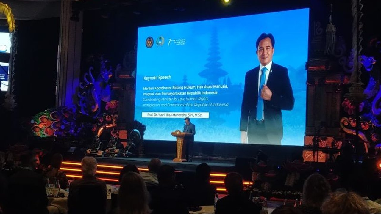 Menteri Koordinator Bidang Hukum, Hak Asasi Manusia, Imigrasi, dan Pemasyarakatan Yusril Ihza Mahendra menyoroti pentingnya prinsip Keadilan Restoratif dalam Kongres Pemasyarakatan Dunia (WCPP) 2026 di Bali, menawarkan solusi cerdas di tengah tantangan ov