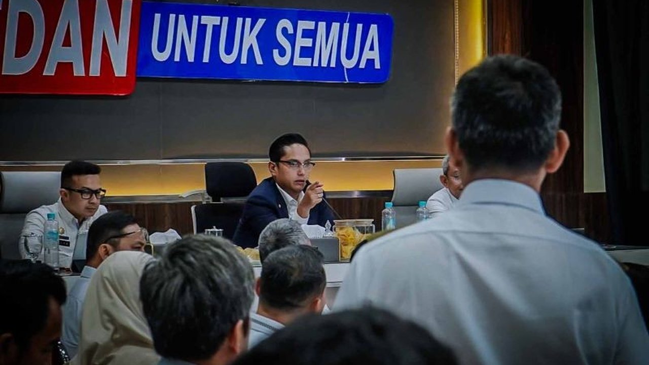 Pemerintah Kota Medan mencatat realisasi Pendapatan Asli Daerah (PAD) Triwulan I 2026 mencapai Rp757,46 miliar, setara 19,91 persen dari target tahunan, menunjukkan tren positif namun perlu optimalisasi lebih lanjut.