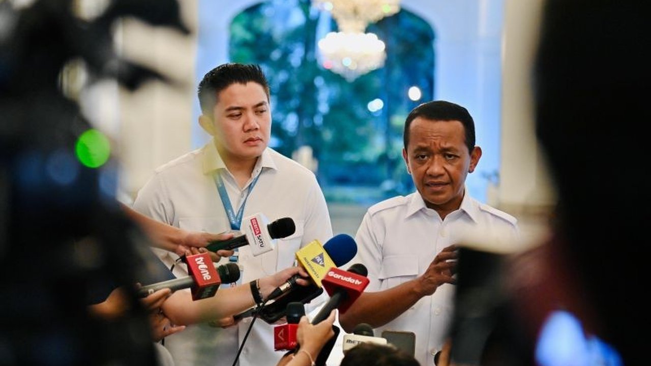 Indonesia tengah serius menjajaki Impor Minyak Rusia dan LPG untuk memenuhi kebutuhan energi nasional. Langkah strategis ini ditegaskan tidak akan mengganggu keseimbangan hubungan dengan Amerika Serikat. Bagaimana detail negosiasi yang sedang berlangsung?