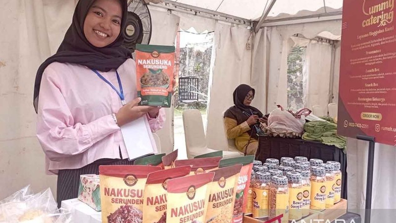 Badan Gizi Nasional (BGN) aktif mendorong UMKM daerah bencana untuk menjadi pemasok bahan pangan Program Makanan Bergizi Gratis (MBG), menciptakan peluang ekonomi signifikan pascabencana.
