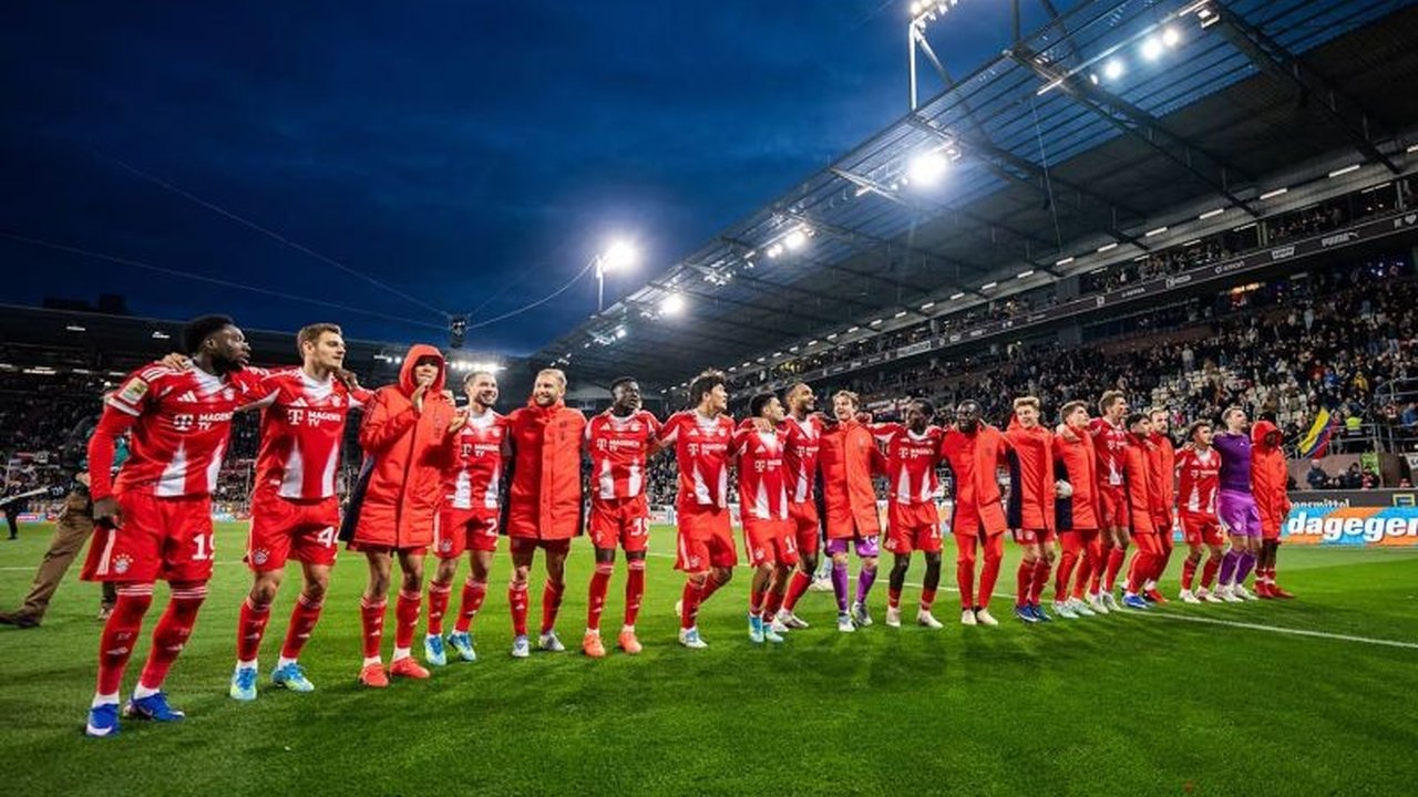Simak Jadwal Bundesliga pekan ke-30 yang menghadirkan duel sengit, termasuk laga krusial Bayern Muenchen vs VfB Stuttgart dan Eintracht Frankfurt kontra RB Leipzig. Siapa yang akan unggul dalam persaingan ketat ini?