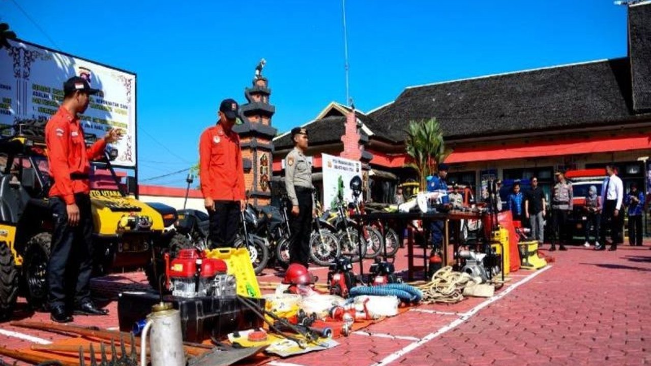 Pemerintah Kabupaten Barito Utara bersama aparat keamanan memperkuat sinergi kesiapsiagaan karhutla untuk mengantisipasi dampak fenomena El Nino ekstrem, demi menjaga kesehatan dan aktivitas ekonomi masyarakat.