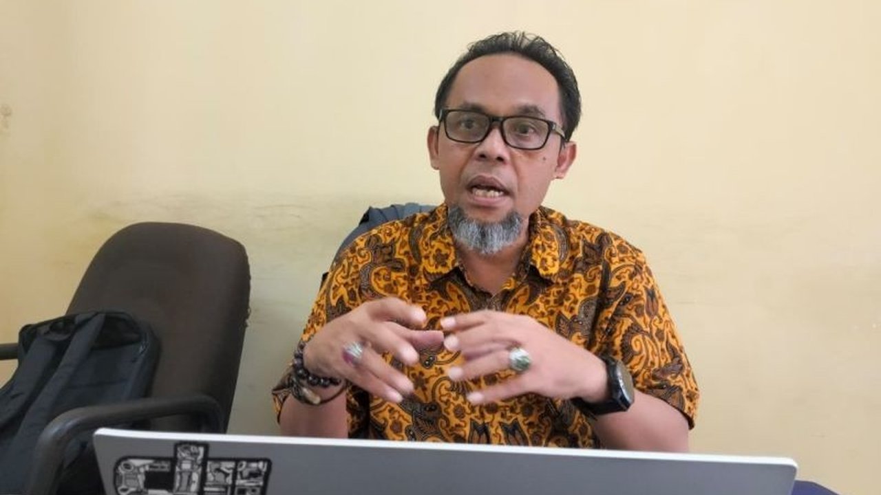 Prediksi terkini dari pakar iklim Universitas Negeri Padang (UNP) menyebut Sumatera Barat tidak akan terdampak signifikan oleh El Nino kuat 2026, berbeda dengan wilayah berpola monsun. Ketahui lebih lanjut mengenai dampak El Nino Sumbar dan mengapa wilaya