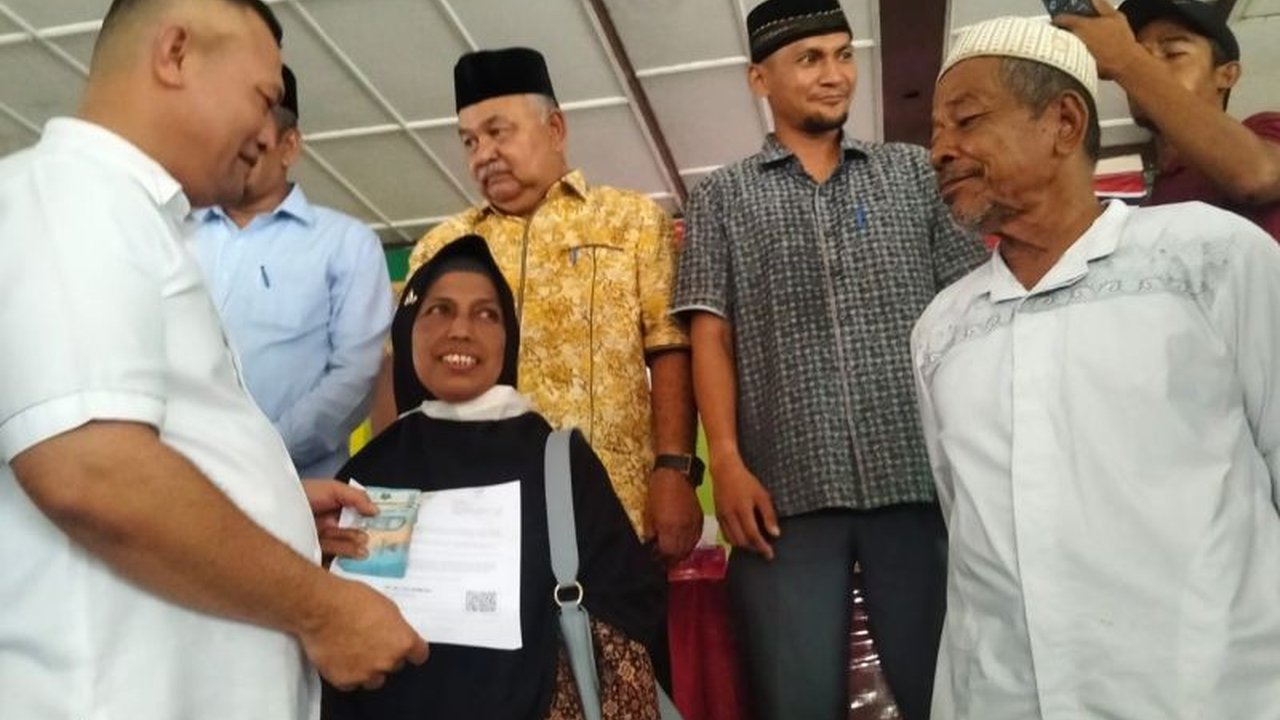 Pemerintah Kabupaten Aceh Utara menyalurkan Bantuan Banjir tahap kedua berupa jaminan hidup (jadup) dan stimulan ekonomi bagi ribuan kepala keluarga terdampak banjir bandang, dengan fokus pada validasi data penerima.