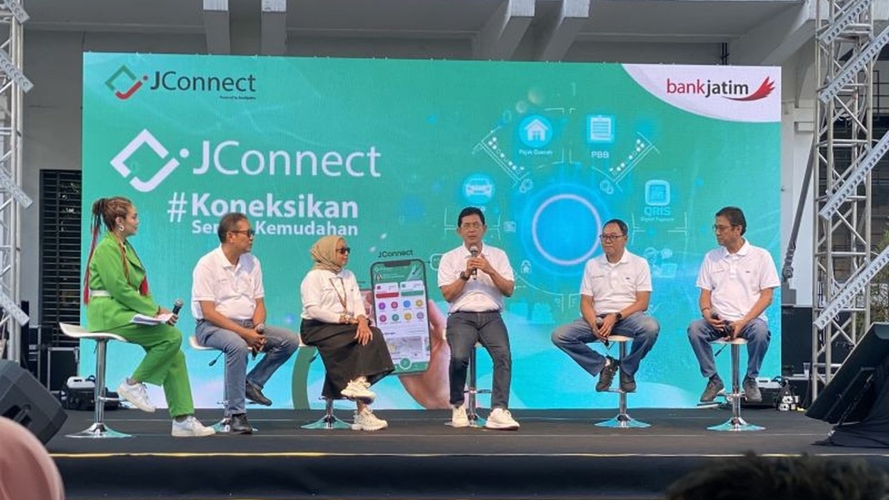Bank Jatim meluncurkan JConnect versi terbaru dengan fitur lebih lengkap dan aman, memperkuat konektivitas digital bagi nasabah dan menargetkan 2 juta pengguna terdaftar pada Desember 2026.