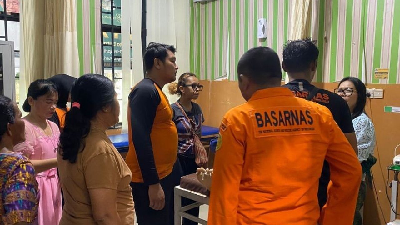 Operasi pencarian dan pertolongan tim SAR gabungan di perairan Batam berakhir tragis setelah seorang remaja tenggelam ditemukan dalam kondisi meninggal dunia. Insiden Remaja Tenggelam Batam ini menjadi pengingat pentingnya kewaspadaan di area perairan.