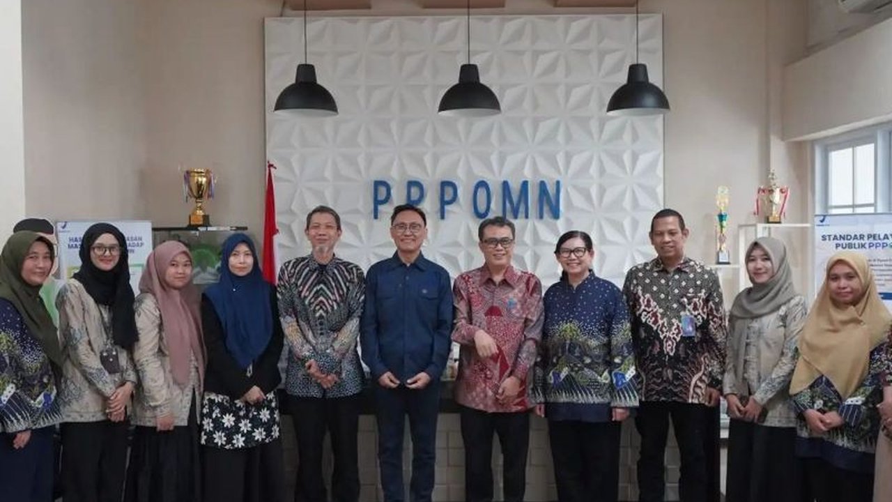 Badan Penyelenggara Jaminan Produk Halal (BPJPH) dan Badan Pengawas Obat dan Makanan (BPOM) berkolaborasi untuk memperkuat standardisasi laboratorium halal nasional, memastikan layanan sertifikasi yang kredibel dan terpercaya bagi masyarakat serta pelaku.