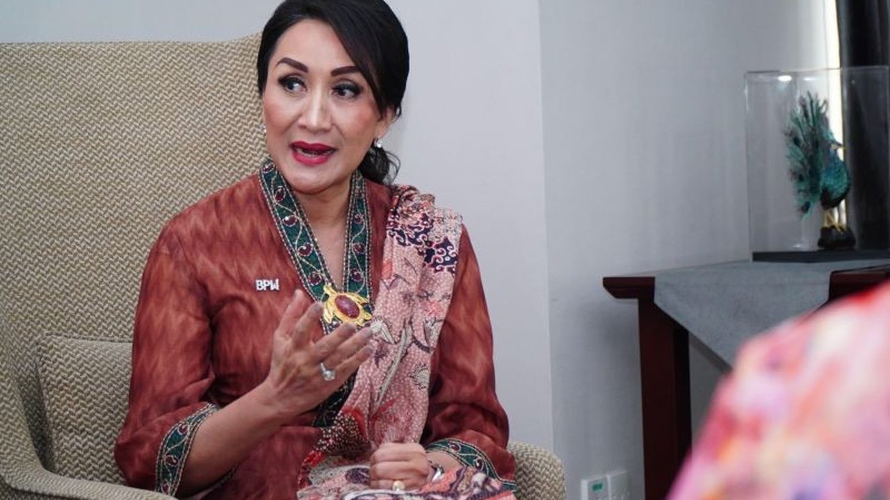 Gerakan Wanita Sejahtera (GWS) menyerukan seluruh elemen masyarakat untuk menjaga Kondusifitas Bangsa di tengah gejolak demonstrasi. Simak peran strategis perempuan dalam meredam potensi konflik!