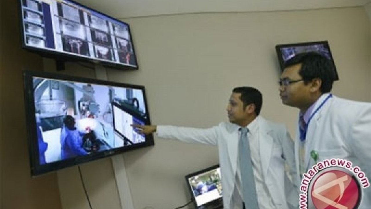 Inovasi Teknologi Neuronavigasi Medtronic S8 kini hadir di Sumatera Utara, menjanjikan peningkatan akurasi signifikan dalam prosedur bedah saraf dan penanganan stroke, membuka harapan baru bagi pasien.