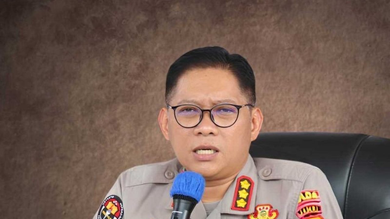 Polda Jambi terus mengusut tuntas kasus rudapaksa yang melibatkan anggotanya. Tiga personel tambahan kini menjalani sidang kode etik setelah dua pelaku utama diberhentikan tidak hormat.