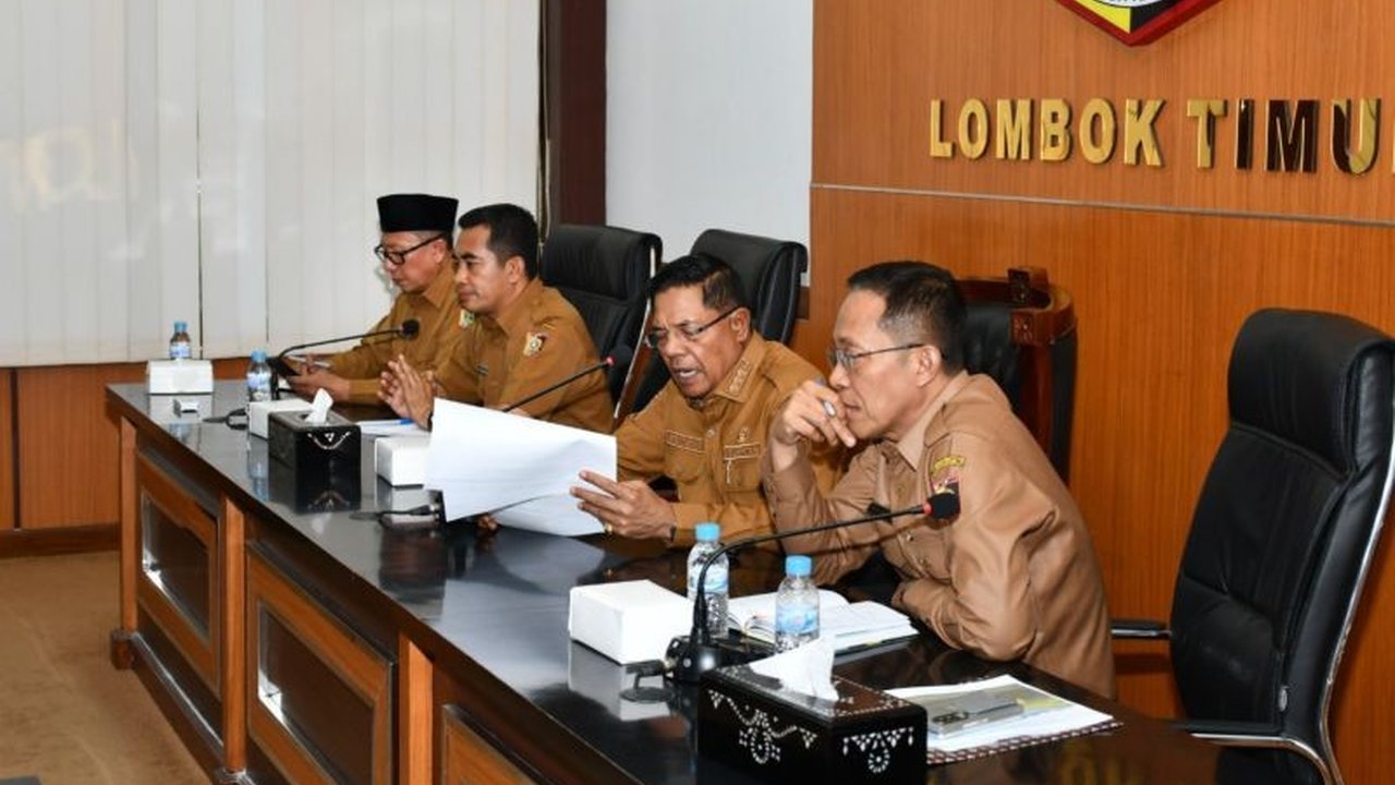 Pemerintah Kabupaten Lombok Timur memperkuat kebijakan peralihan elpiji subsidi ke non subsidi, dorong peternak beralih ke non subsidi, dan pastikan kualitas DOC unggul demi keberlanjutan bisnis peternakan di wilayah tersebut.