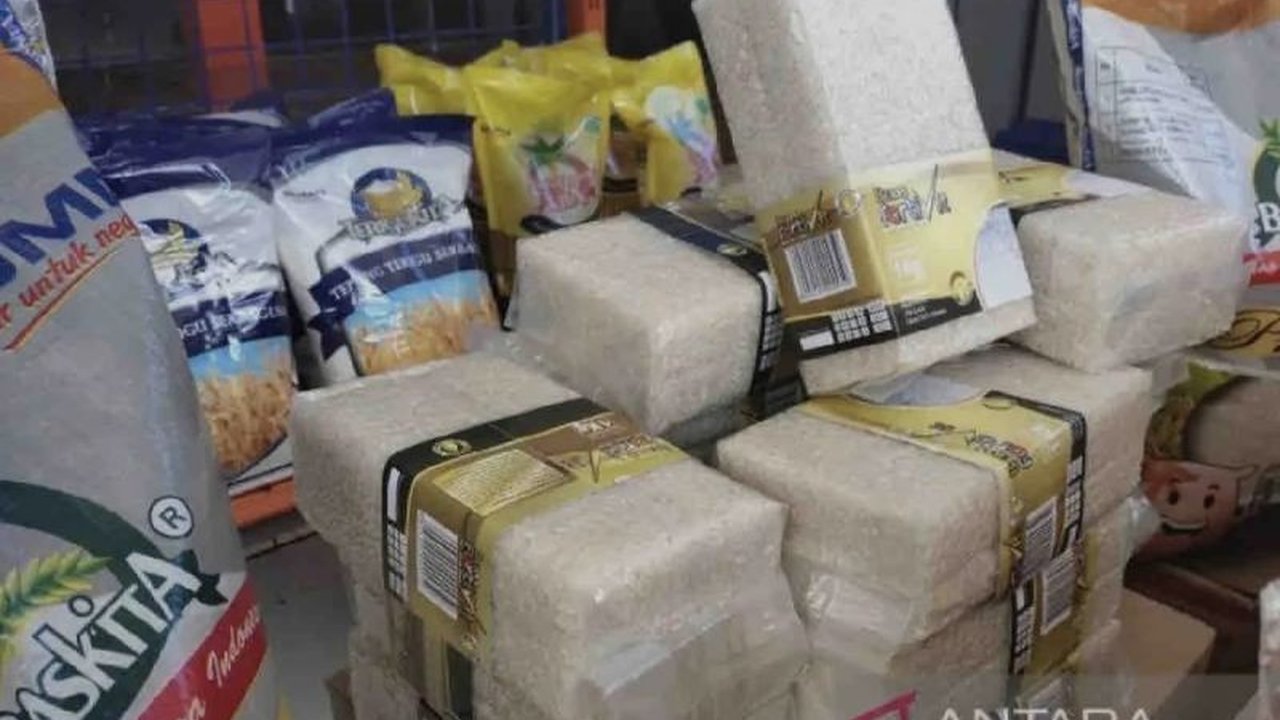 Badan Pangan Nasional (Bapanas) mengakselerasi implementasi beras fortifikasi sebagai strategi penting untuk meningkatkan kualitas gizi masyarakat dan memperluas pemanfaatannya secara berkelanjutan. Langkah ini diharapkan dapat mengatasi persoalan gizi di