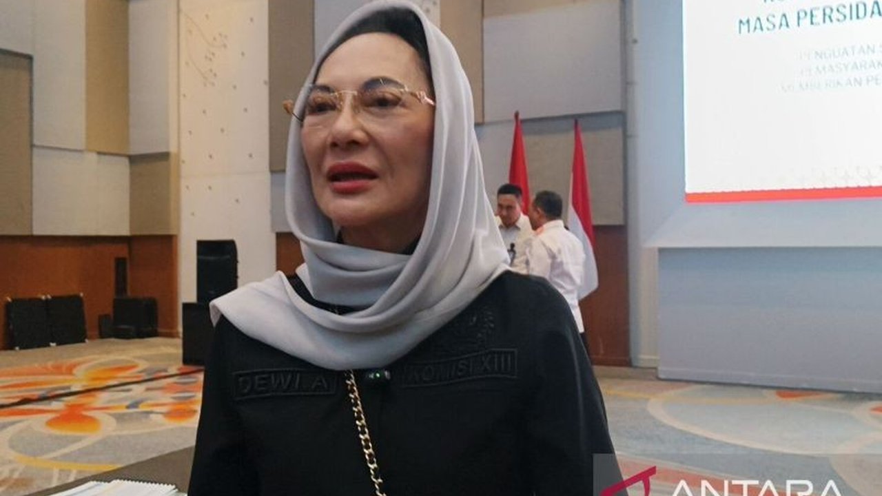 Wakil Ketua Komisi XIII DPR RI Dewi Asmara mendesak pemerintah pusat untuk memberikan perhatian lebih pada daerah kepulauan Sulut, terutama terkait insentif dan sarana prasarana, mengingat tantangan geografis dan isu perbatasan yang kompleks.