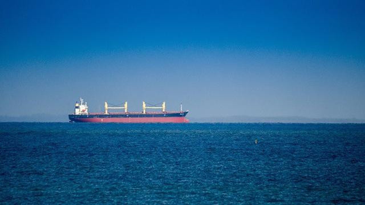 Ilustrasi kapal tanker. (Dok. Pixabay/weeksymate)