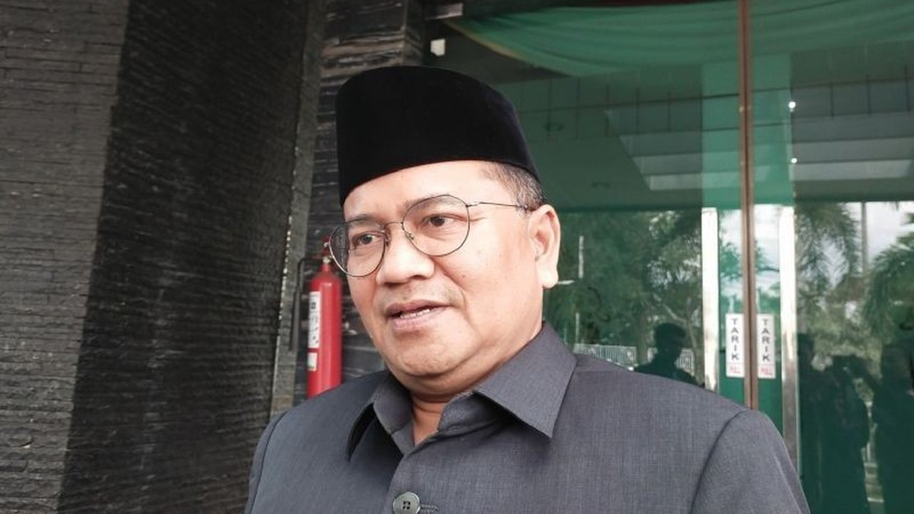 Pemerintah Kota Jambi mengambil langkah progresif dengan menggratiskan Bea Perolehan Hak atas Tanah dan Bangunan (BPHTB) bagi Masyarakat Berpenghasilan Rendah (MBR), menegaskan komitmennya mendukung program nasional tiga juta rumah dan mempermudah akses h