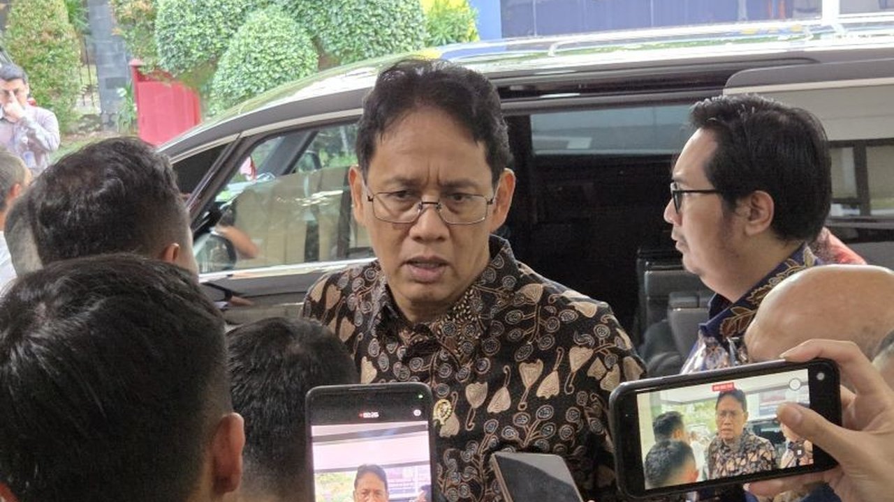 Menteri Keuangan Purbaya Yudhi Sadewa mengupas tuntas makna 'Survival Mode' Ekonomi Indonesia, strategi pemerintah mengoptimalkan sumber daya di tengah gejolak global untuk menjaga pertumbuhan dan efisiensi.
