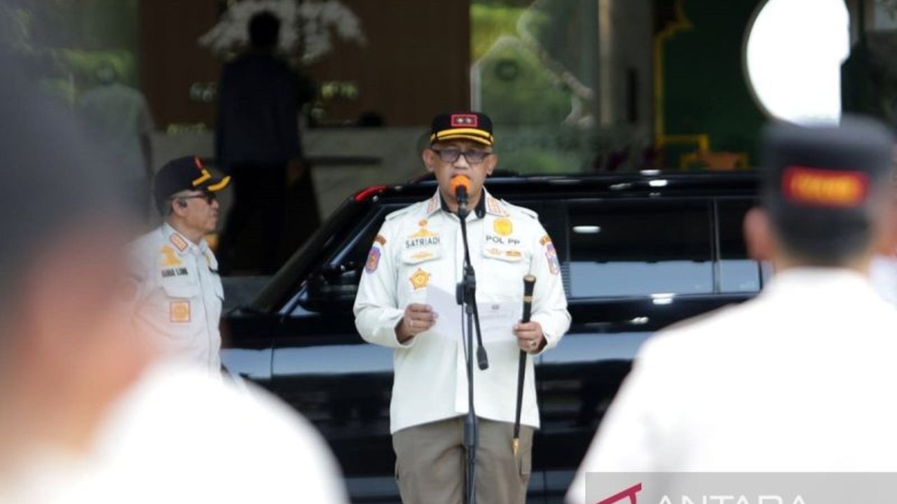 Satpol PP DKI Jakarta menyoroti serius kondisi kesehatan personelnya akibat beban kerja yang tinggi dan kekurangan anggota. Bagaimana langkah strategis untuk menjaga Kesehatan Personel Satpol PP DKI?