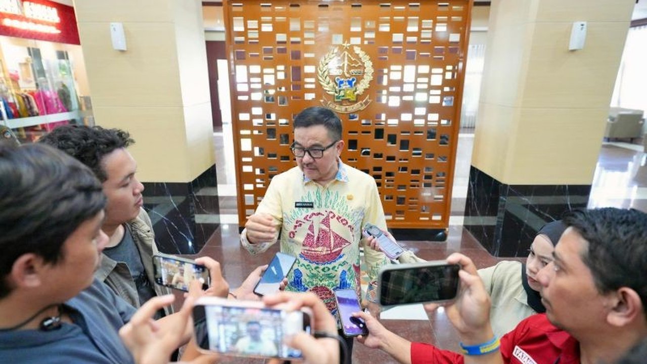 Pemerintah Provinsi Sulawesi Selatan (Pemprov Sulsel) memperkuat strategi lintas sektor dalam upaya Pengendalian Inflasi Sulsel, fokus pada lima aspek utama untuk menjaga stabilitas ekonomi daerah.