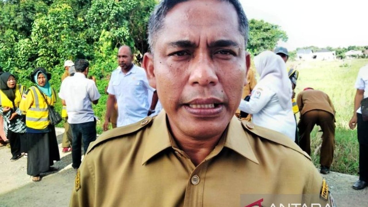 Pemerintah Kabupaten Aceh Barat menargetkan Pendapatan Asli Daerah (PAD) dari retribusi sampah mencapai Rp2,5 miliar pada tahun 2026, menunjukkan optimisme tinggi dalam pengelolaan PAD Sampah Aceh Barat.