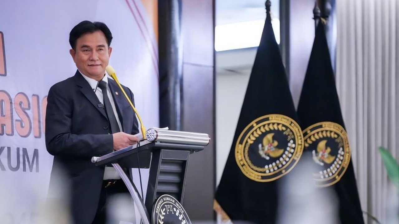 Menteri Koordinator Bidang Hukum, HAM, Imigrasi, dan Pemasyarakatan Yusril Ihza Mahendra menyatakan pemerintah menanti draf Rancangan Undang-Undang tentang Pemilihan Umum (RUU Pemilu) rampung di DPR RI, mengingat urgensi pembahasan menjelang Pemilu 2029.